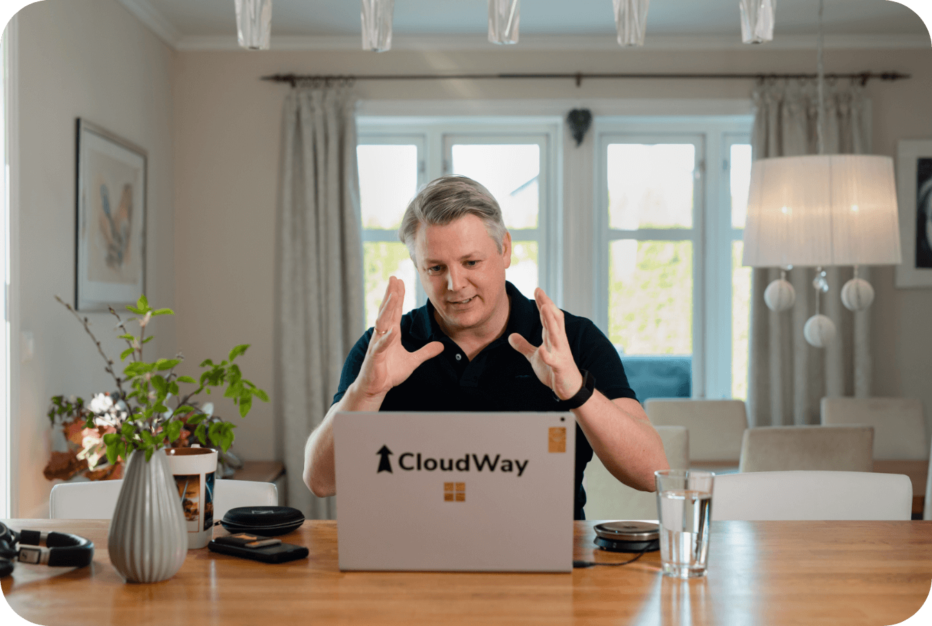 Cloudway Ståle Hansen with laptop